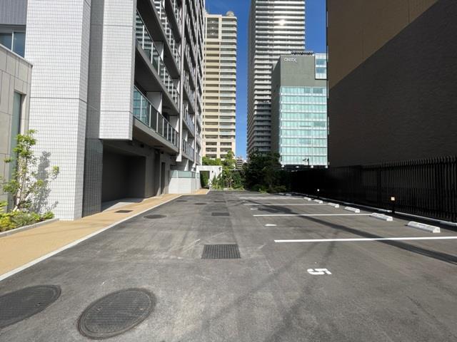 プラウド難波 1202 駐車場