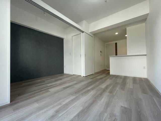 セレニテ谷町六丁目アリエ 202 リビング