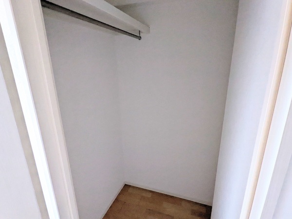 JPレジデンス大阪上町台 901 収納