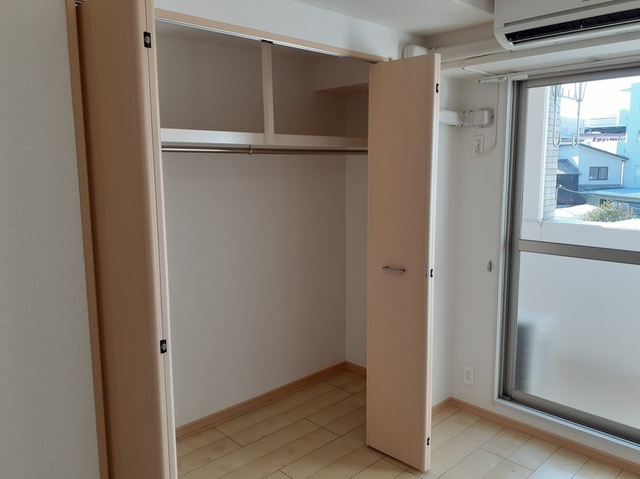 Ｈｅｉ Ｓｔａｄｔ 205 収納