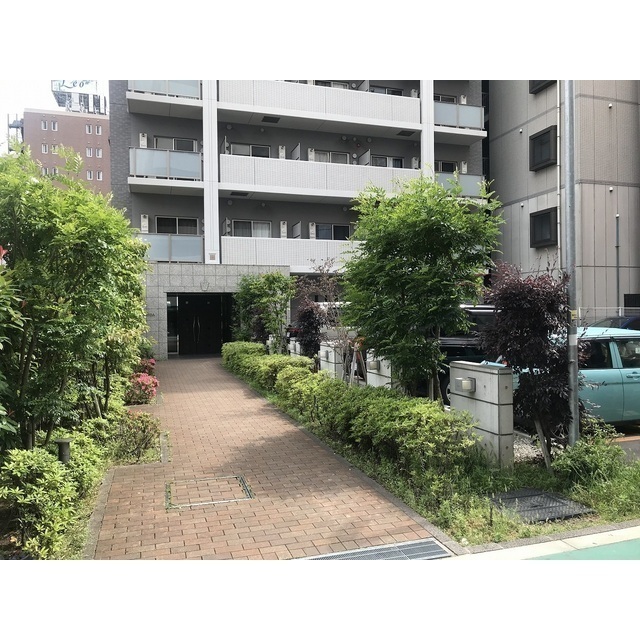 イーストヴィラ梅田 0708 玄関