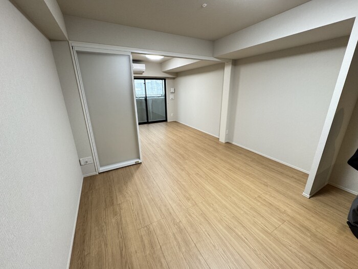 グランセジュール大国町 805 リビング