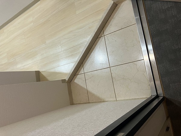 ウエンズ東心斎橋 504 玄関