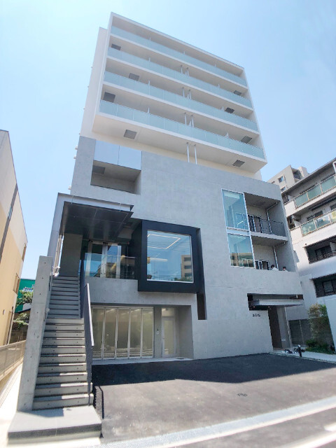 レジリエント江坂穂波町 701 外観