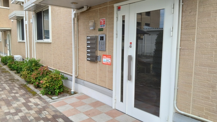 エル プエンテ 201 玄関