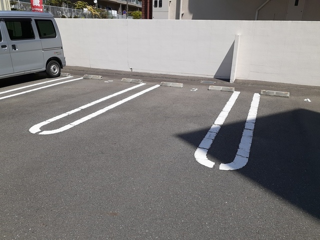 Ｈｅｉ Ｓｔａｄｔ 205 駐車場