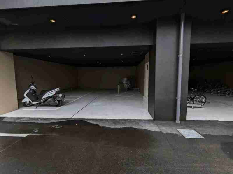 エムブイインプ大阪放出 0406 駐車場