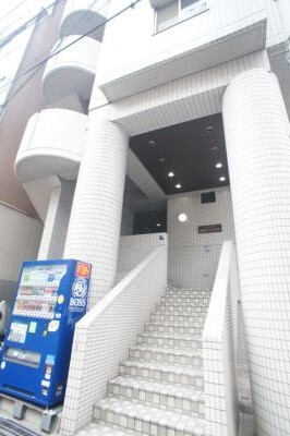 ローレルステート松屋町 0502 玄関