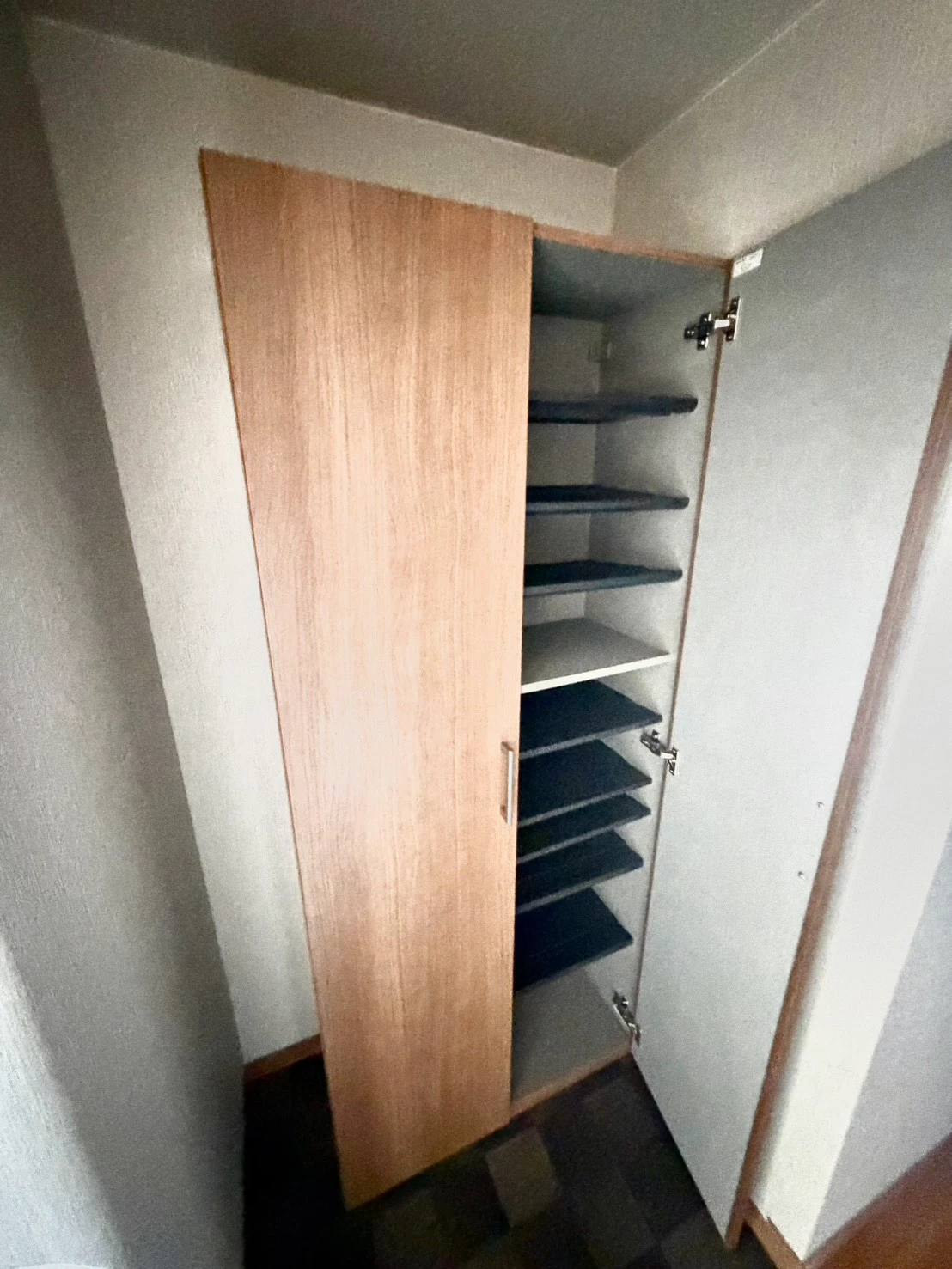 グランブルジュ 703 収納