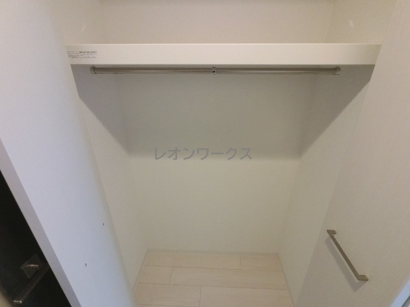 レオンコンフォート堀江公園 306 収納