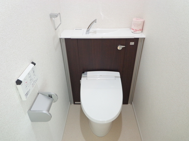 ラ ビュット 上山手 101 トイレ