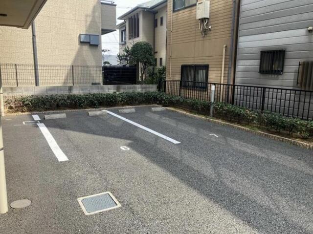 ＳＫ　ＲＥＳＩＤＥＮＣＥＳなんば桜川ＷＥＳＴ 1002 駐車場