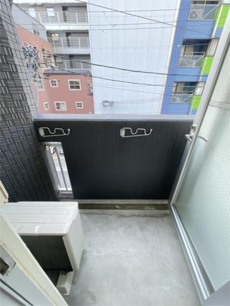 ブリリアントコート農人橋 303 バルコニー