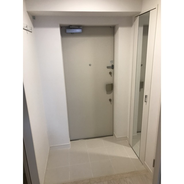 サクラティアラ新梅田 0202 玄関