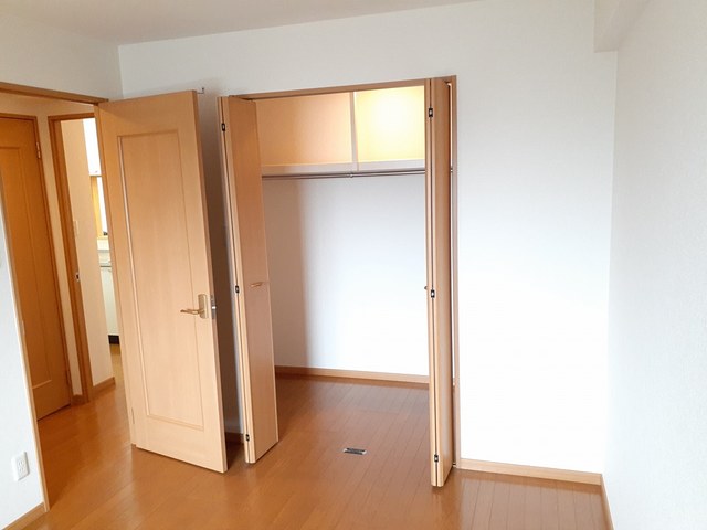サニーレジデンス豊中 202 収納
