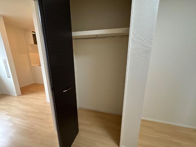 ペルシュワール 203 収納