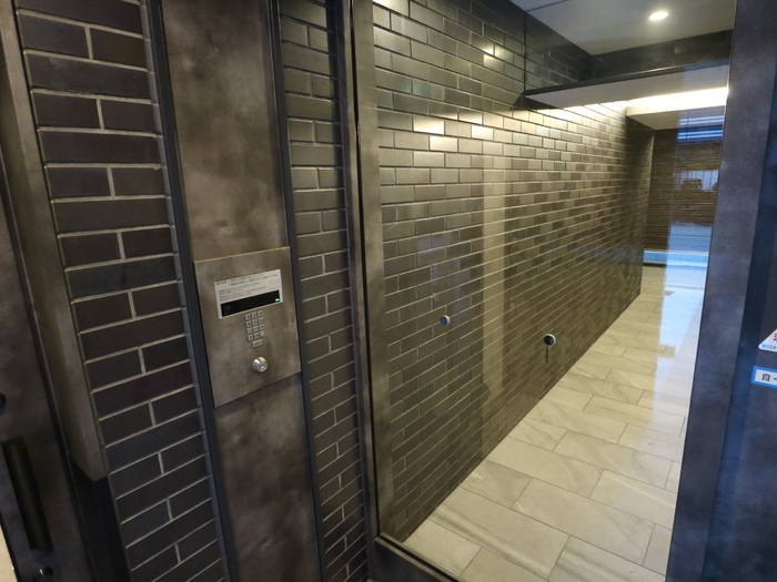 M：COURT新町 1302 玄関