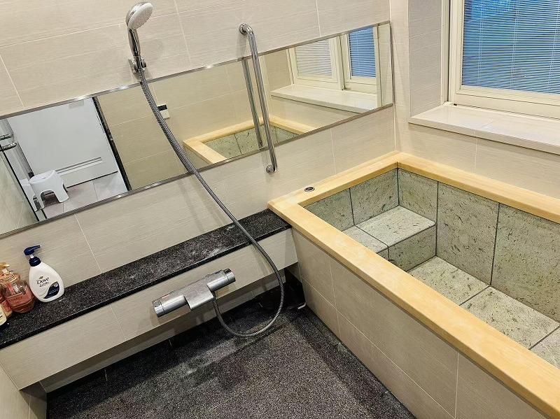 シャワールーム