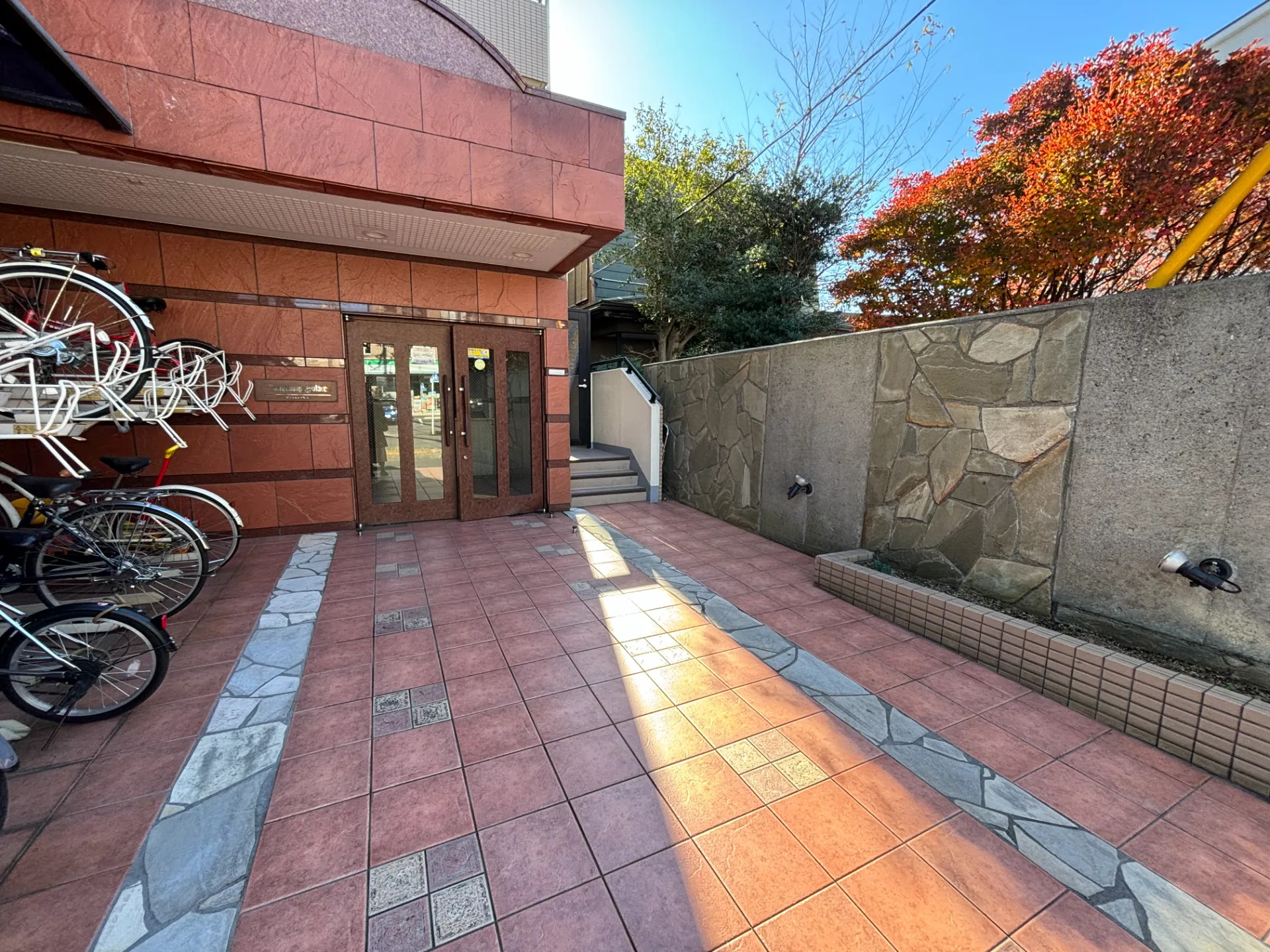 建物エントランス