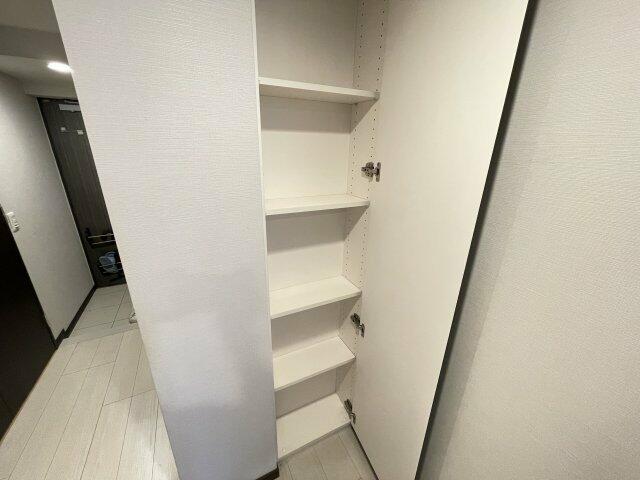 収納