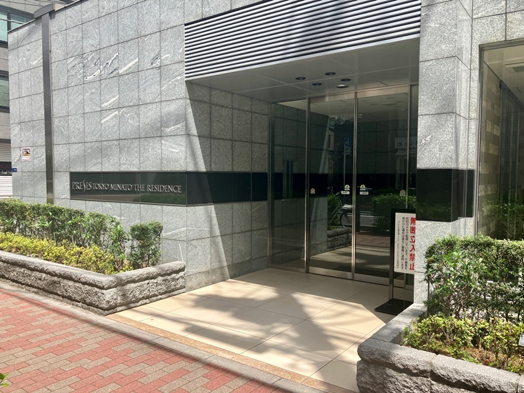 建物エントランス