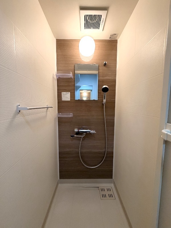 シャワールーム
