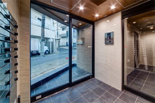 建物エントランス