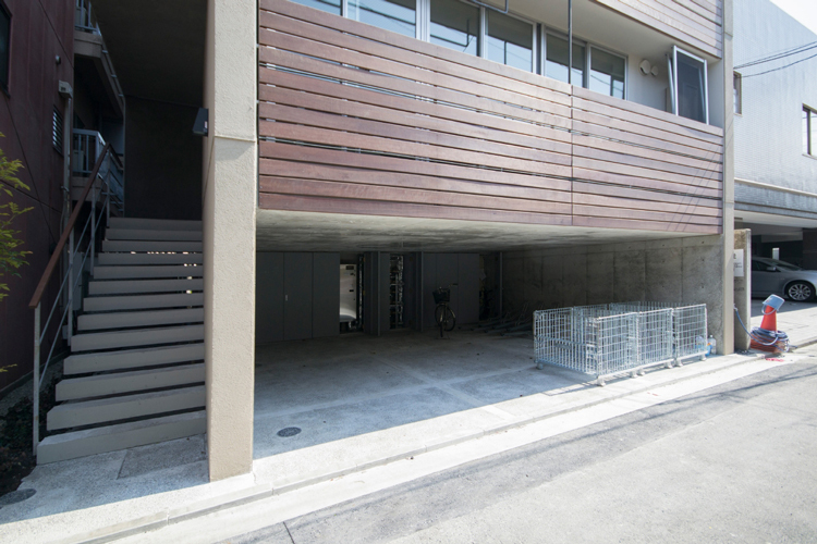 建物エントランス