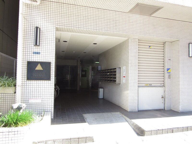 建物エントランス