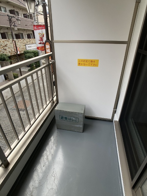 バルコニー