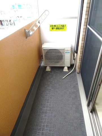バルコニー