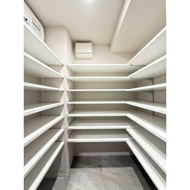 収納