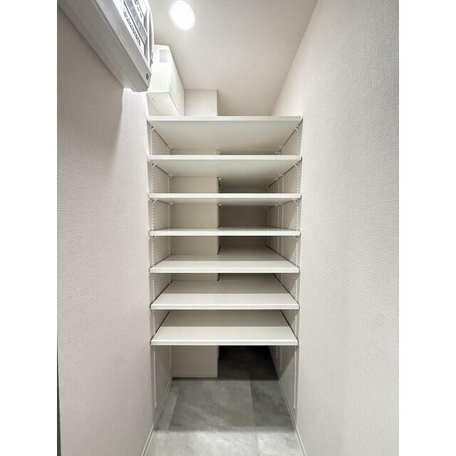 収納