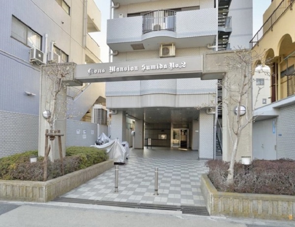 建物エントランス