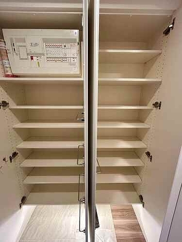 収納