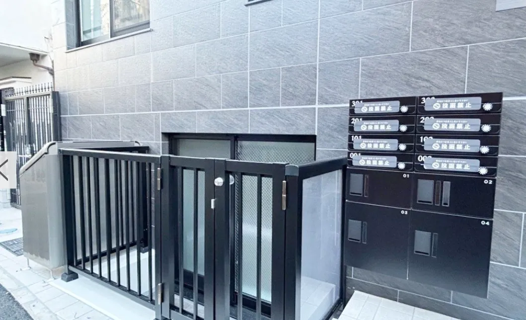 建物エントランス