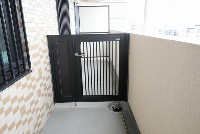 バルコニー