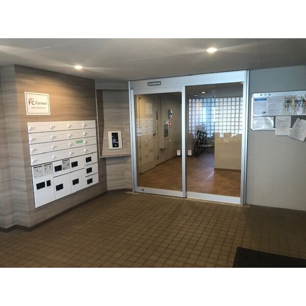 建物エントランス