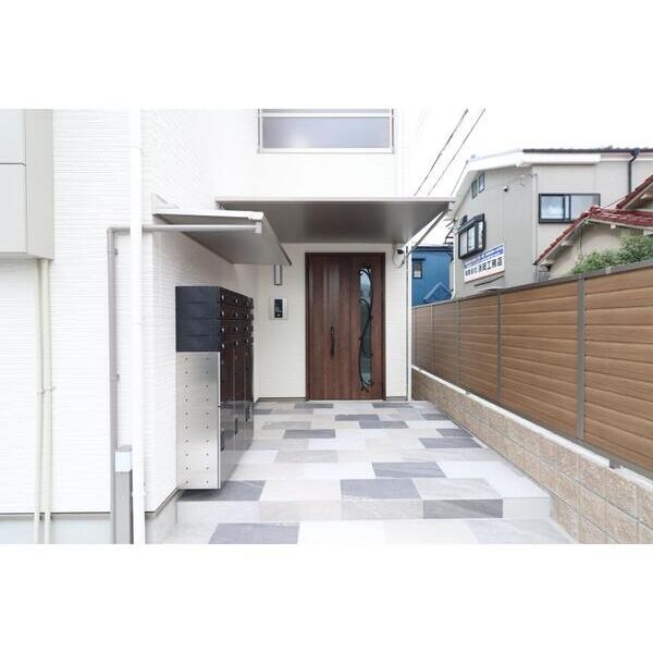 建物エントランス