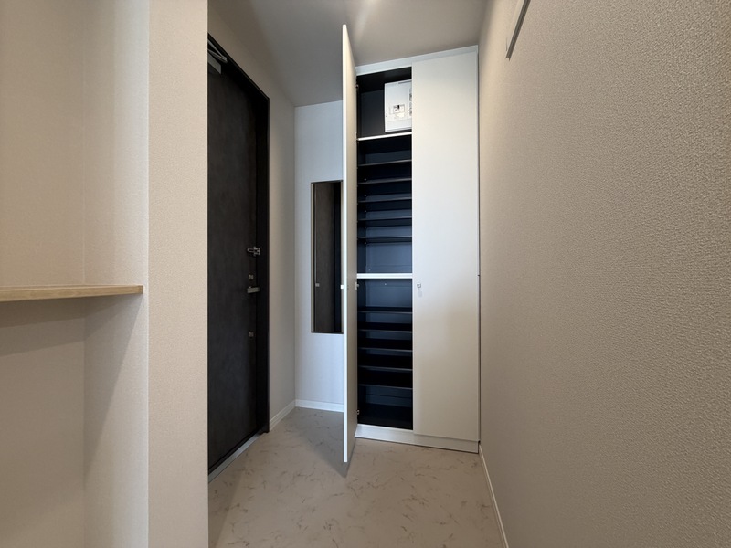 La vita西宮北口 306 玄関