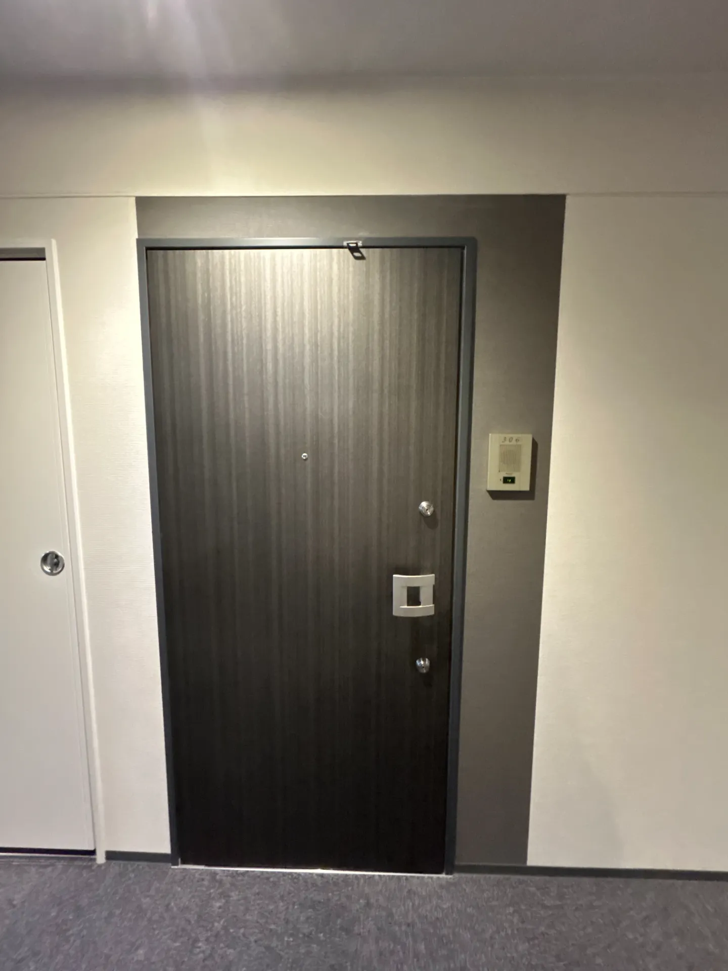 ブランシエスタ西宮 0306 玄関