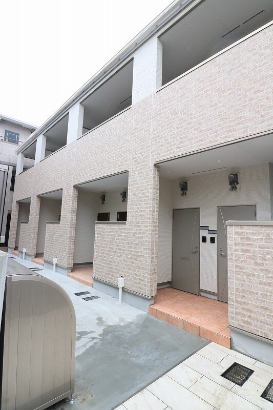 ＣＲＯＵＤ甲子園里中町 104 玄関