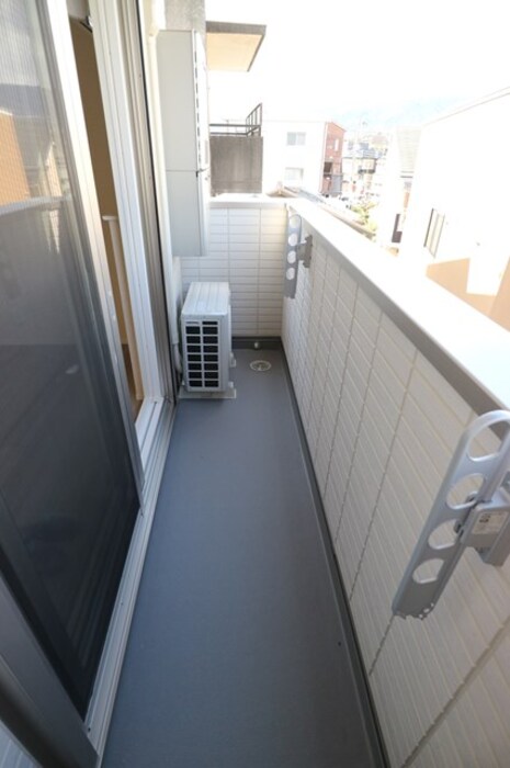 D-room WEST PARK 西宮北口 305 バルコニー