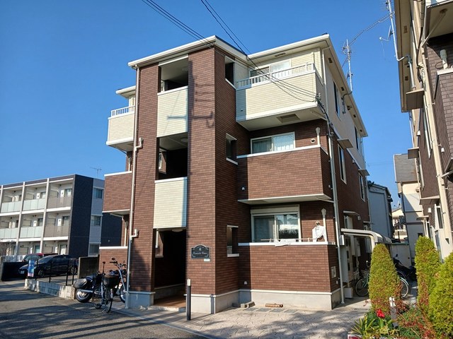 コモド カーサ 302 外観