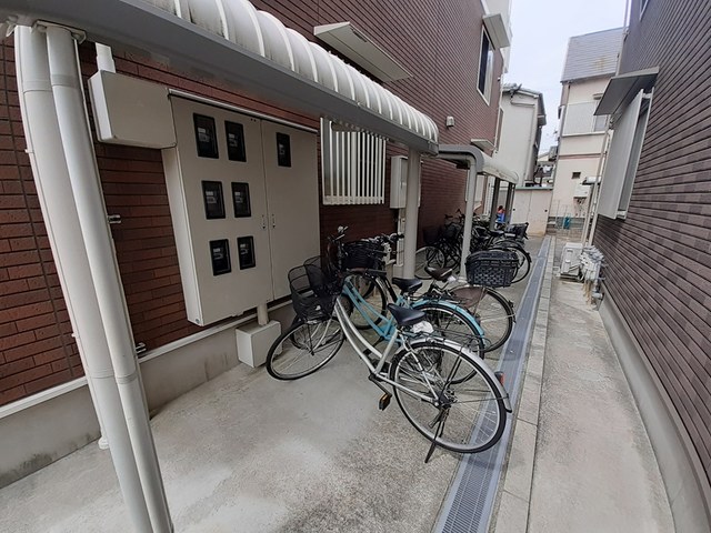 コモド カーサ 302 その他