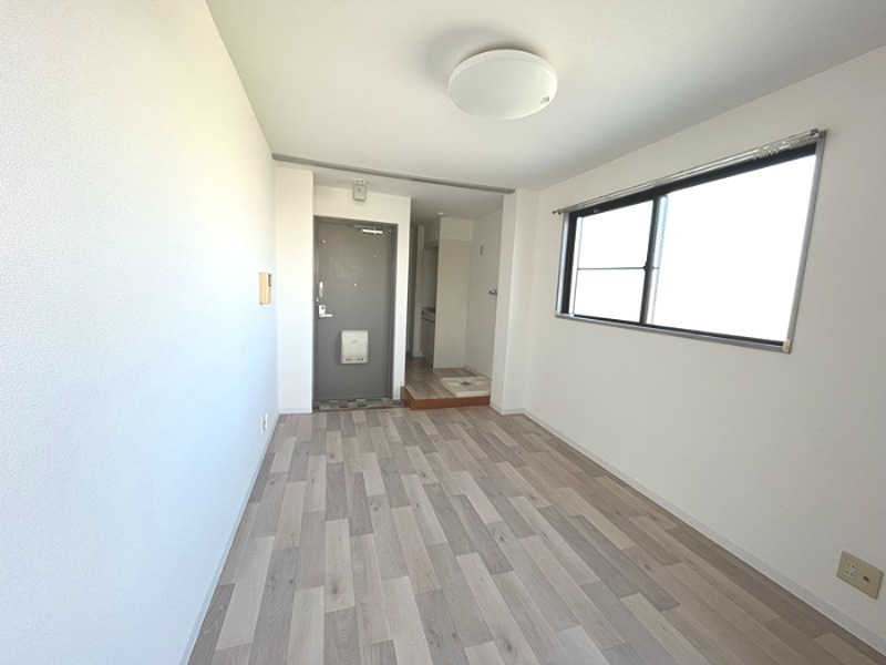 マンションハヤ今津 501 リビング
