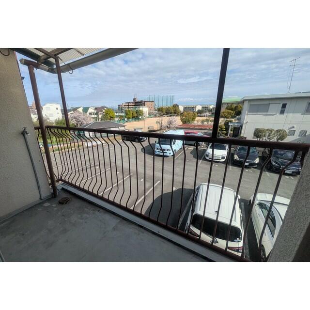 西宮市上ケ原九番町住宅 駐車場
