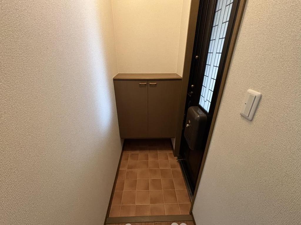 ウイング西宮 201 玄関