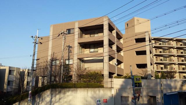 白鷹苦楽園マンション