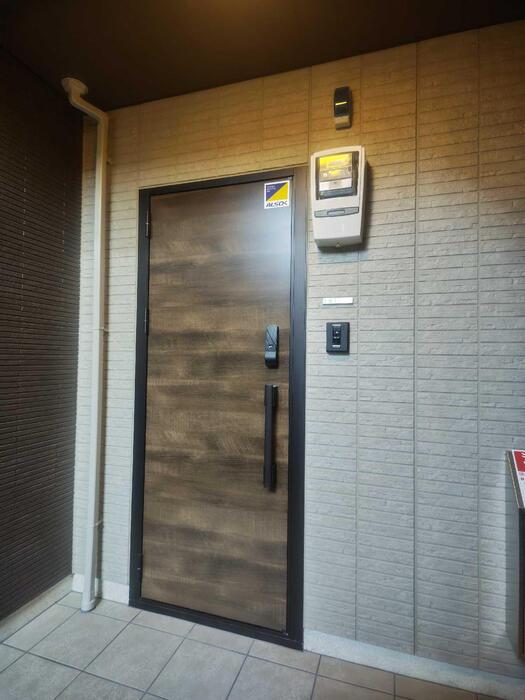 グラン アルベロ 102 玄関
